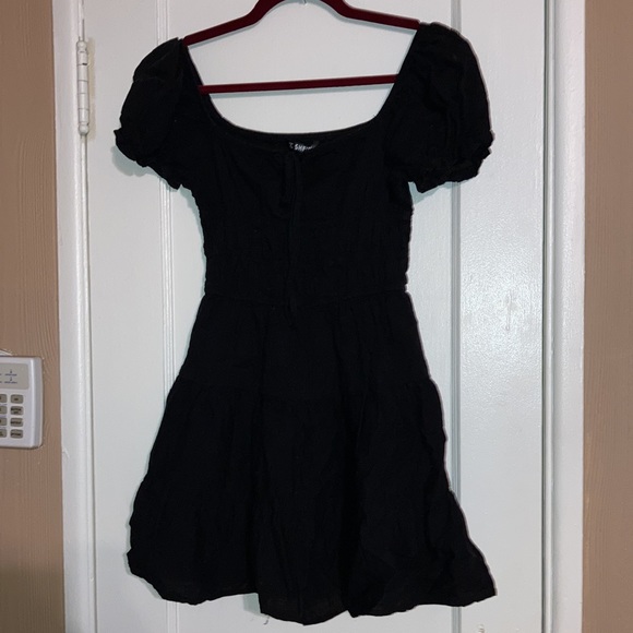 Black Tiered Dress - Picture 3 of 3